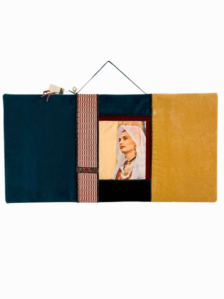 Quadro "Sa Manta" Intr'e sa Tela 08